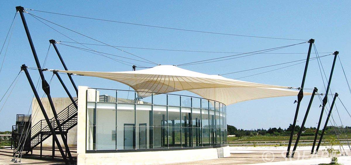 Metallo-textile-terrasse-protection solaire