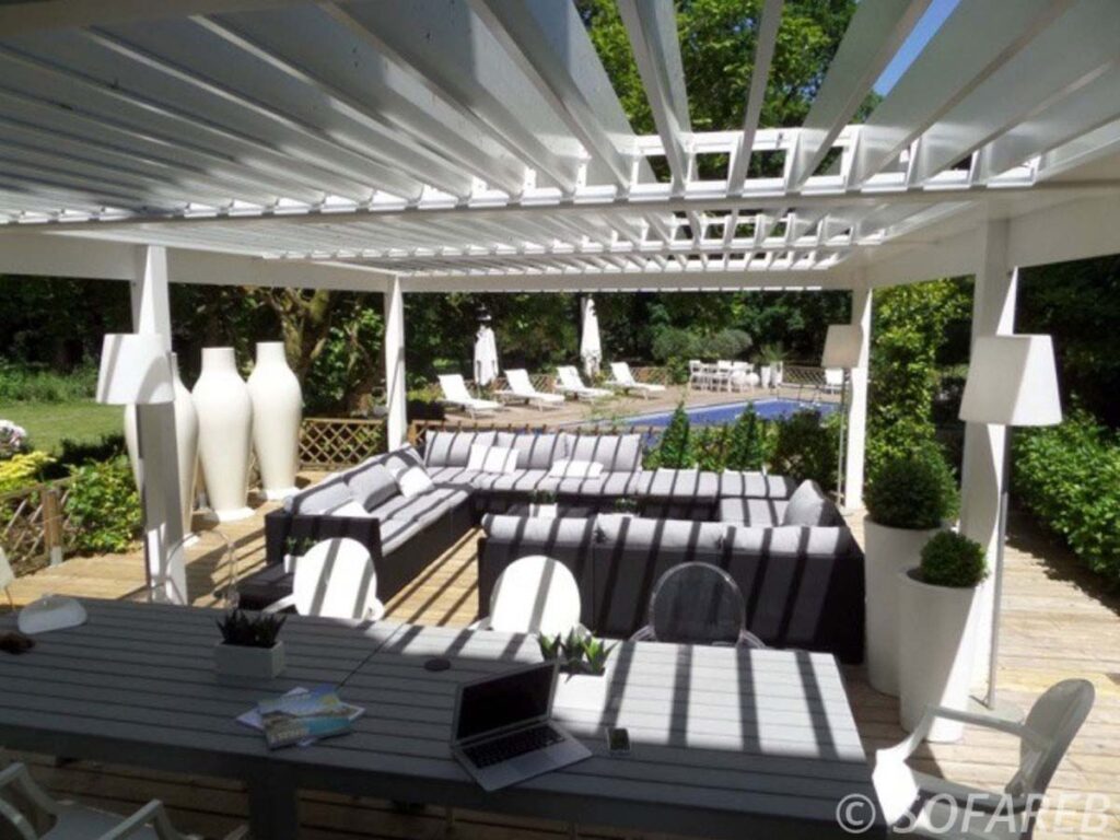 pergola-structure-protection-solaire-terrasse